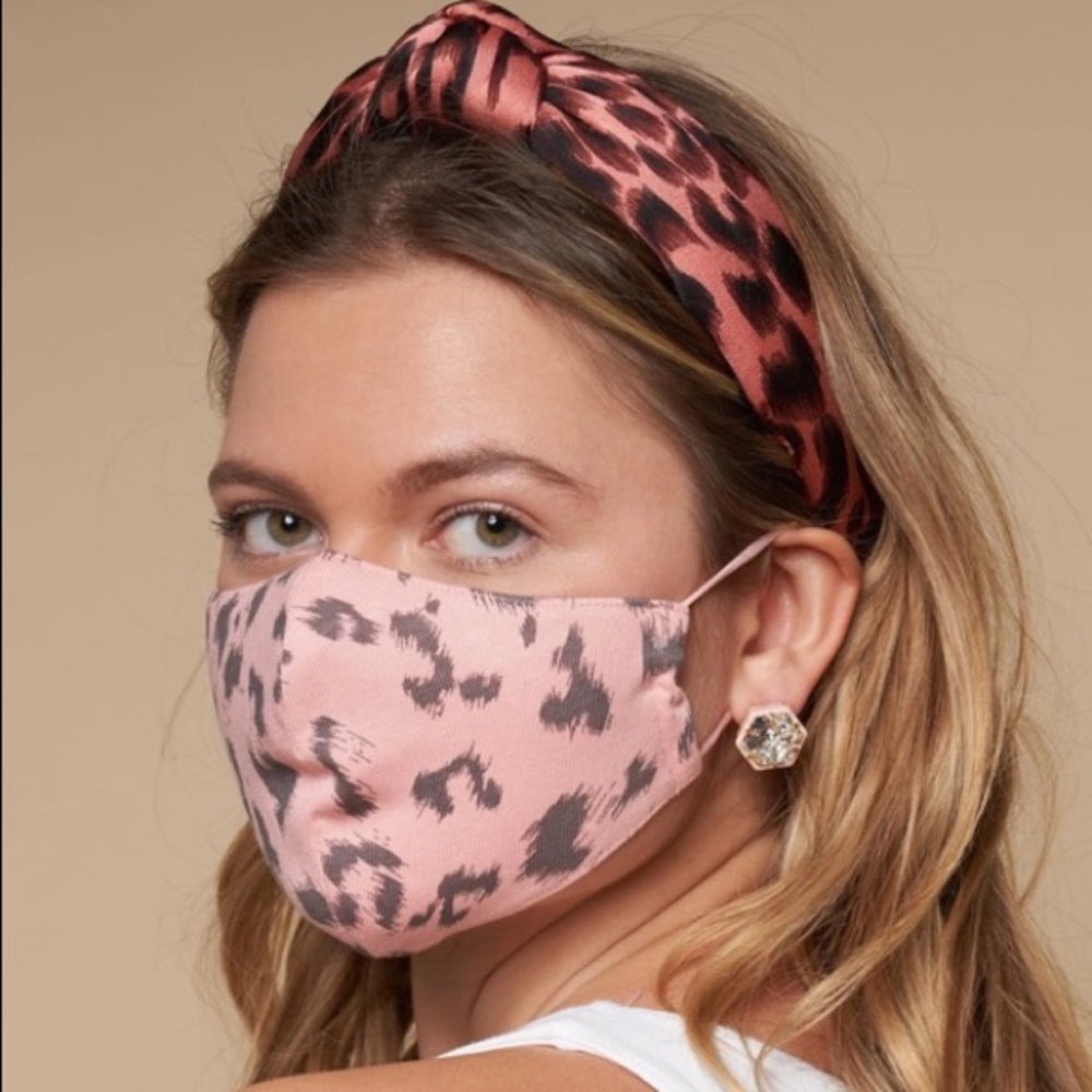 Lele Sadoughi Blush Leopard face mask